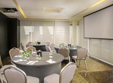 110 m² Conference room in Amman, Rafiq Al Hariri Ave (94111) - 1 | MatchOffice.com