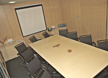 100 m² Shared workspace  in Nairobi, Purshottam Place (00800) - 2 | MatchOffice.com