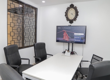 100 m² Business space in Nairobi, Karuna Road (00800) - 21 | MatchOffice