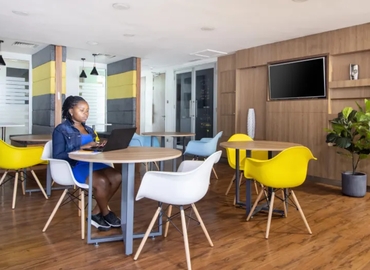17 m² Conference center in Nairobi, 13th floor (00800) - 7 | MatchOffice.com