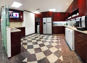 5 m² Co-working  in Kuwait City, Mohammad Thunayan Al-Ghanim Street (66300) - 1 | MatchOffice.com