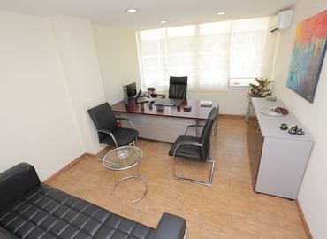 130 m² Business center building for rent in Beirut, Hamra Main Street (00000) - 5 | MatchOffice