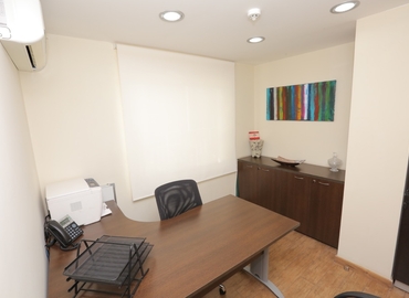 20 m² Coworking space  in Beirut, Hamra Main Street (00000) - 7 | MatchOffice
