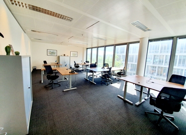 60 m² Business center in Luxembourg City, 26-28 Rue Edward Steichen (2540) - 2 | MatchOffice.com