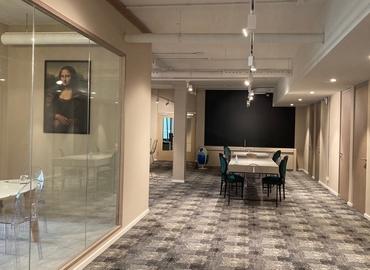 Business center 14-16 Avenue Pasteur, Limpertsberg 2310 Luxembourg City