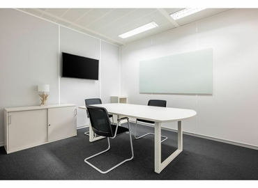Business center Heienhaff 5 1736 Luxembourg City