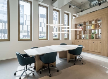 Centre d'affaires 18 Boulevard de Kockelsheuer 1821 Ville de Luxembourg