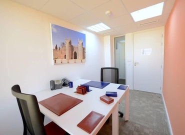 100 m² Conference room in Rabat, Immeuble Mathis (10000) - 4 | MatchOffice.com
