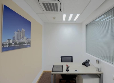 95 m² Business center property for rent in Casablanca, 12 Avenue Ali Abderrazak (20250) - 1 | MatchOffice.com