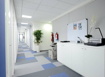 65 m² Business park place up for rent in Casablanca, 20/26 rue Bassatines (20100) - 9 | MatchOffice.com