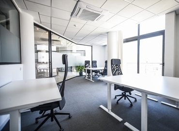 8 m² Commercial office up for rent in Ta' Xbiex, Triq I-Imsida, GZR 1401  - 19 | MatchOffice