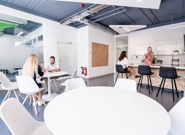 9 m² Shared workspace  in Gżira, J Block (GZR 1362) - 18 | MatchOffice