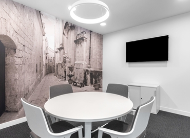 35 m² Meeting room in St Julian's, Dragonara Road c/w Ball Street (STJ 3141) - 1 | MatchOffice