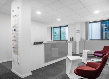 100 m² Shared office  in Ebene, La Chaussée (72201) - 2 | MatchOffice.com