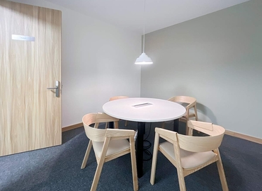 10 m² Business space in Ebene, Hotel Street (72201) - 8 | MatchOffice.com