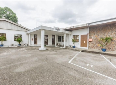 100 m² Conference room in Port Harcourt, Old Michelin Compound (500272) - 2 | MatchOffice.com