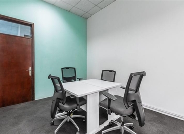 100 m² Conference hall in Port Harcourt, Old Michelin Compound (500272) - 0 | MatchOffice.com