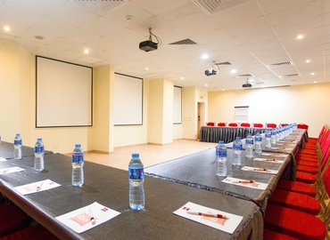10 m² Conference room in Lagos, Murtala Muhammed Airport Road 35 (100263) - 0 | MatchOffice.com