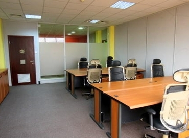 50 m² Business center place available to rent in Abuja, 4th Floor (900211) - 3 | MatchOffice.com