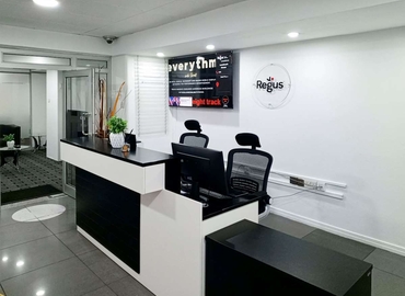 10 m² Shared workspace  in Lagos, Mulliner Towers (101233) - 1 | MatchOffice.com