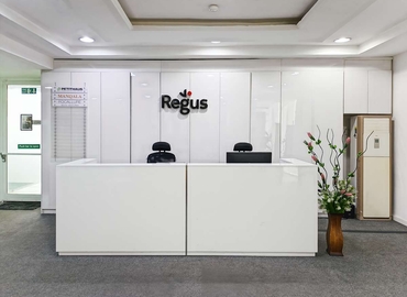 10 m² Business park in Lagos, Block 10 (100001) - 1 | MatchOffice