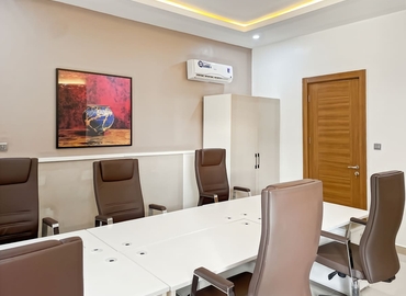 10 m² Shared workspace  in Abuja, 28 Okemesi Crescent (900103) - 2 | MatchOffice