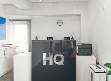 10 m² Business center in Lagos, 21 Admiralty Way (106104) - 1 | MatchOffice.com