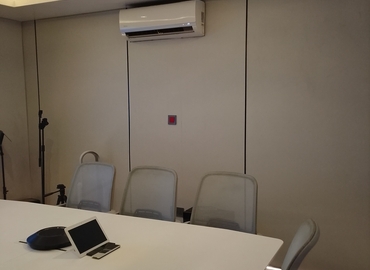 Conference center in Lagos, Ajose Adeogun St (106104) - 0 | MatchOffice.com