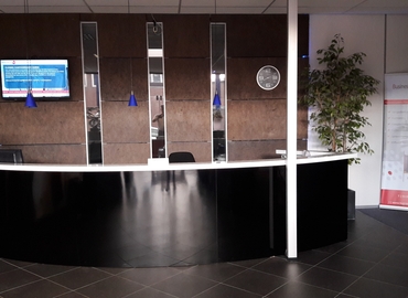 200 m² Business park place up for rent in Vlissingen, Industrieweg 1-3 (4382 NA) - 1 | MatchOffice.com