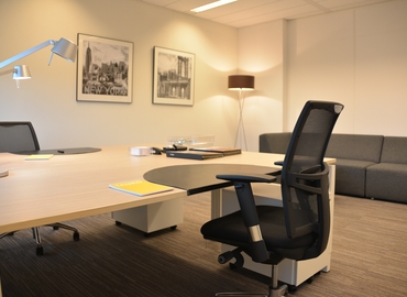100 m² Business center building available to rent in Ryswick, Laan van Vredenoord 33 (2289 DA) - 3 | MatchOffice.com