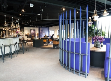 200 m² Business park in Amsterdam East, Prins Bernhardplein 200 (1097 JB) - 1 | MatchOffice.com