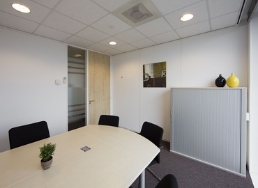 70 m² Business space building up for rent in Almere, Busplein 36-38 (1315 KV) - 8 | MatchOffice.com