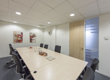 500 m² Convention center in Almere, Busplein 36-38 (1315 KV) - 1 | MatchOffice