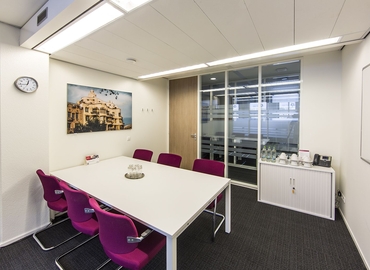 500 m² Conference space in Groningen, Paterswoldseweg 806 (9728 BM) - 1 | MatchOffice