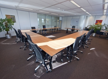500 m² Conference hall in Tilburg, Hart van Brabantlaan 12-14-16 (5038 JL) - 6 | MatchOffice.com