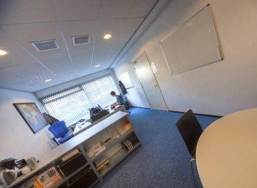 Rent a 55 m² Meeting room in Hilversum, Zeverijnstraat 6 (1216 GK) - 4 | MatchOffice