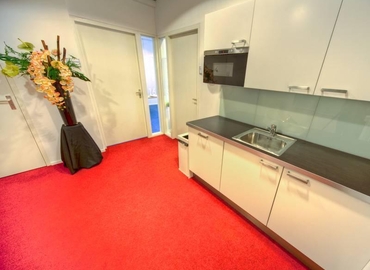 Book a 55 m² Convention center in Hilversum, Zeverijnstraat 6 (1216 GK) - 5 | MatchOffice.com