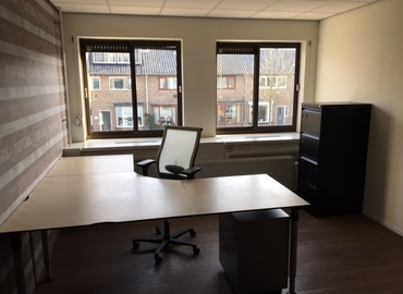 Book a 50 m² Conference space in Capelle aan den IJssel, Kanaalweg 33-35 (2903 LR) - 3 | MatchOffice