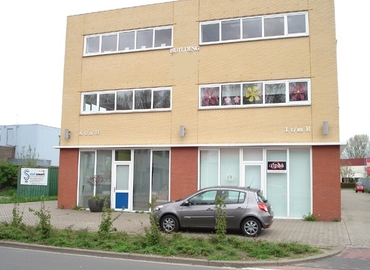Choose a 50 m² Convention center in Alkmaar, Kamerlingh Onnesstraat 27a (1821 BP) - 0 | MatchOffice.com