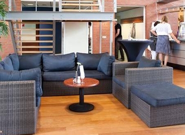 Choose a 50 m² Meeting room in Arnhem, IJsselburcht 3 (6825 BS) - 3 | MatchOffice.com