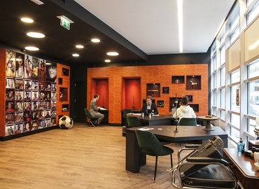 200 m² Coworking space  in Amsterdam South, Claude Debussylaan 7 (1082 MC) - 3 | MatchOffice.com