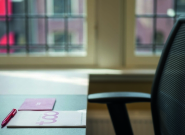 400 m² Coworking space  in Amsterdam Centre, Nieuwezijds Voorburgwal 104-108 (1012 SG) - 2 | MatchOffice