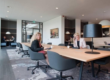 100 m² Coworking  in West Gateway, Teleport Boulevard 110 (1043 EJ) - 0 | MatchOffice