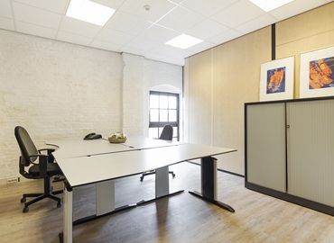 110 m² Coworking space  in Bergen op Zoom, Zuidzijde Haven 39a  (4611 HC) - 3 | MatchOffice.com