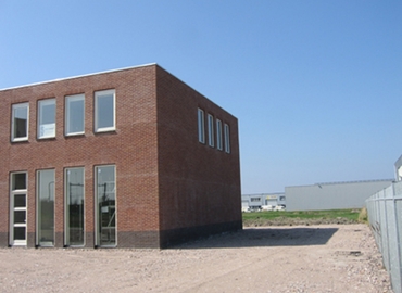92 m² Business center building available to rent in Alkmaar, Kruiswijk 8 (1761 AR) - 2 | MatchOffice.com