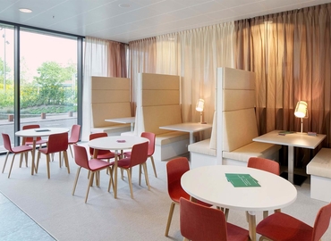 100 m² Shared workspace  in Almere, P.J. Oudweg 4 (1314 CH) - 3 | MatchOffice.com