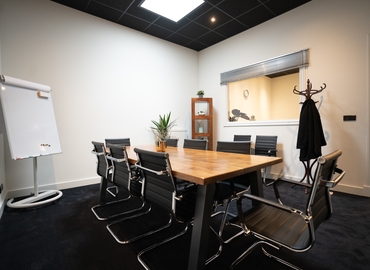 Choose a 20 m² Conference hall in Amsterdam, Poortland 66 (1046 BD) - 1 | MatchOffice