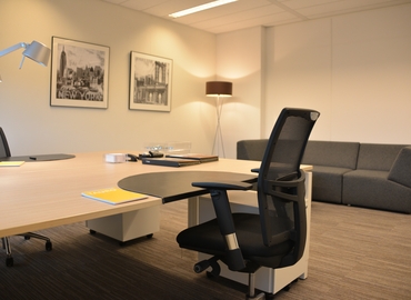 Choose a 50 m² Conference room in Den Haag, Laan van Vredenoord 33 (2289 DA) - 7 | MatchOffice