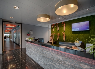 Bedrijfsgebouw te huur in Bodegraven-Reeuwijk, Tolnasingel 1, (2411 PV) - 2 | MatchOffice