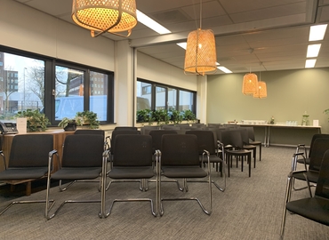 Book a 50 m² Meeting room in Utrecht, Winthontlaan 200 (3626 KV) - 1 | MatchOffice.com